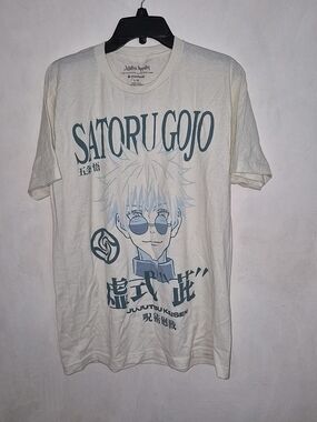 Hot Topic Cream White Satoru Gojo Graphic Tee
